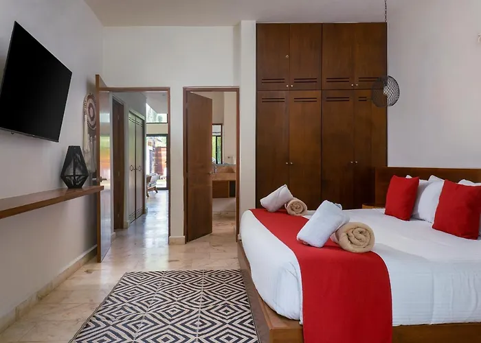 Spectacular 4br Style With Concierge And Secluded Pool Villa