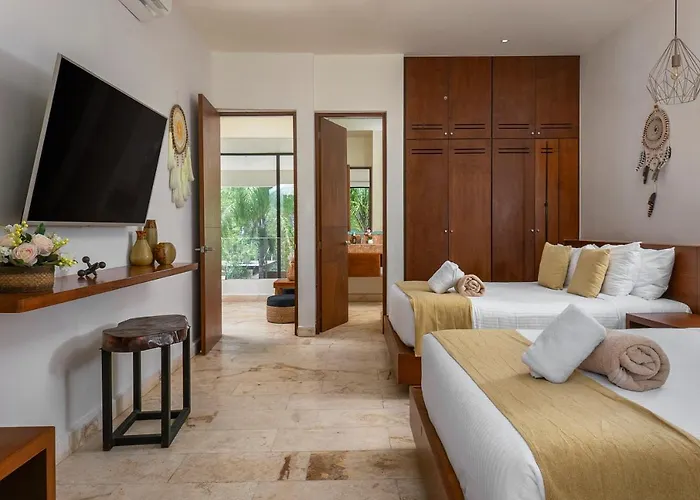 Villa Spectacular 4br Style With Concierge And Secluded Pool