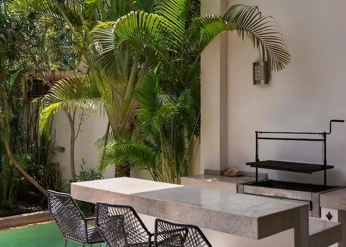 Spectacular 4br Style With Concierge And Secluded Pool Villa