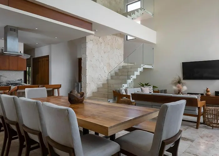 Villa Spectacular 4br Style With Concierge And Secluded Pool *